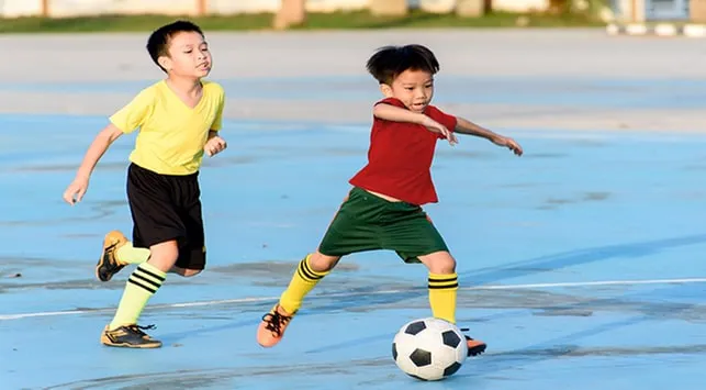 Manfaat Bermain Soccer Bola untuk Anak