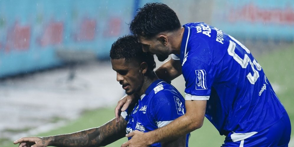 Dominan dari Babak ke 2 Persib Bungkam Borneo